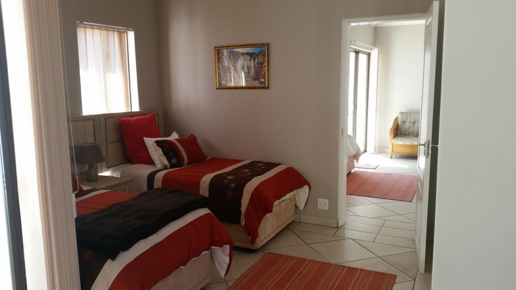 Casa Bianca Guest Lodge Hartbeespoort Cameră foto
