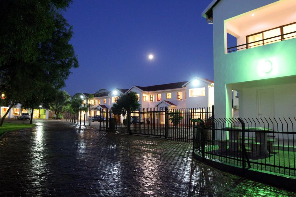 Casa Bianca Guest Lodge Hartbeespoort Exterior foto